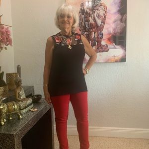 Meet your Posher, Lucy